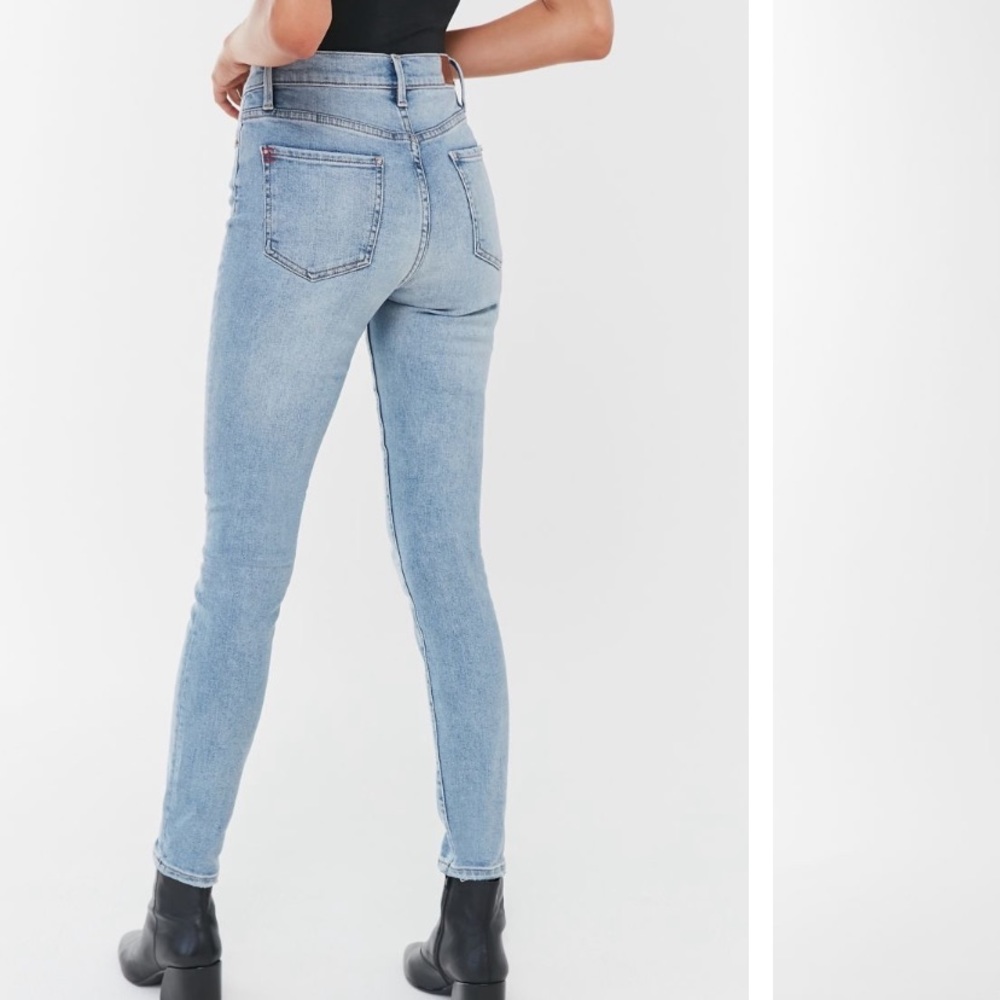 UO BDG Twig High-Rise Skinny Jeans - Picture 3 of 8
